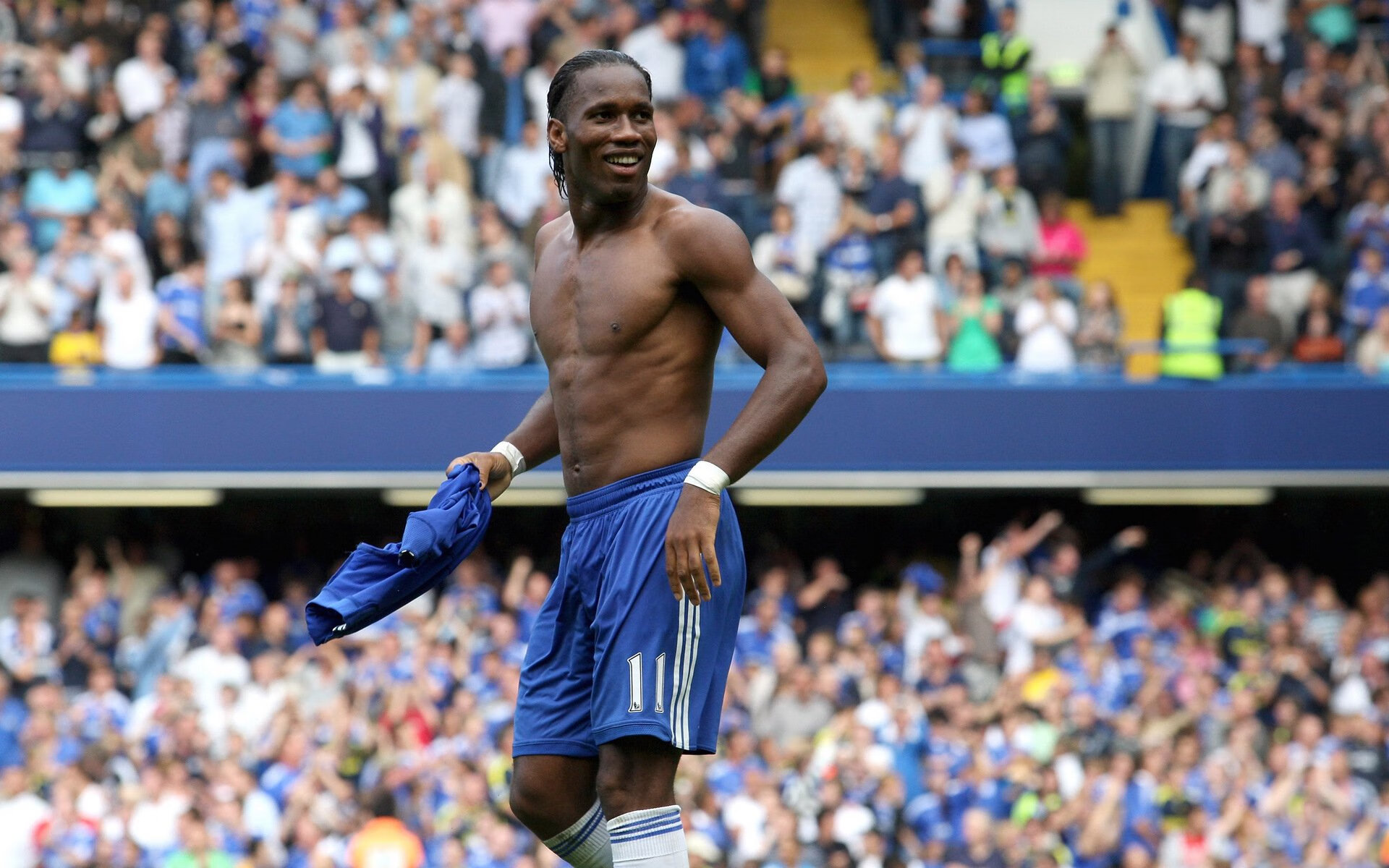 _老鹰快攻犀利，场面火爆不断_，老鹰cg